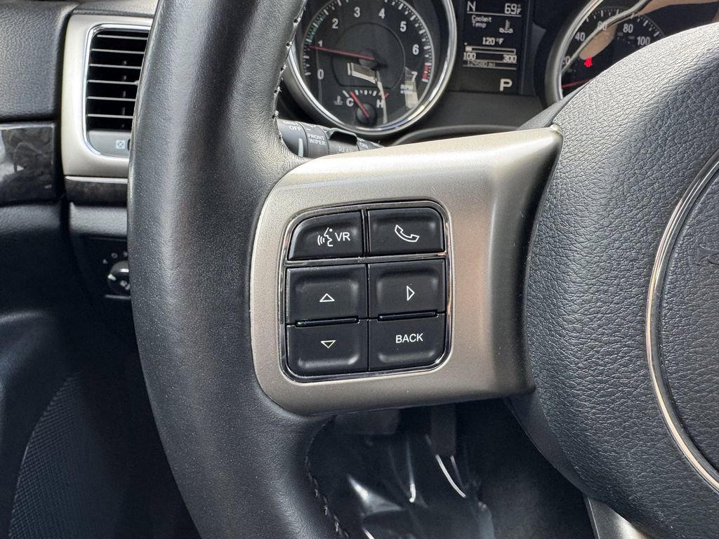 Used 2012 Jeep Grand Cherokee Laredo AWD/4WD image 21