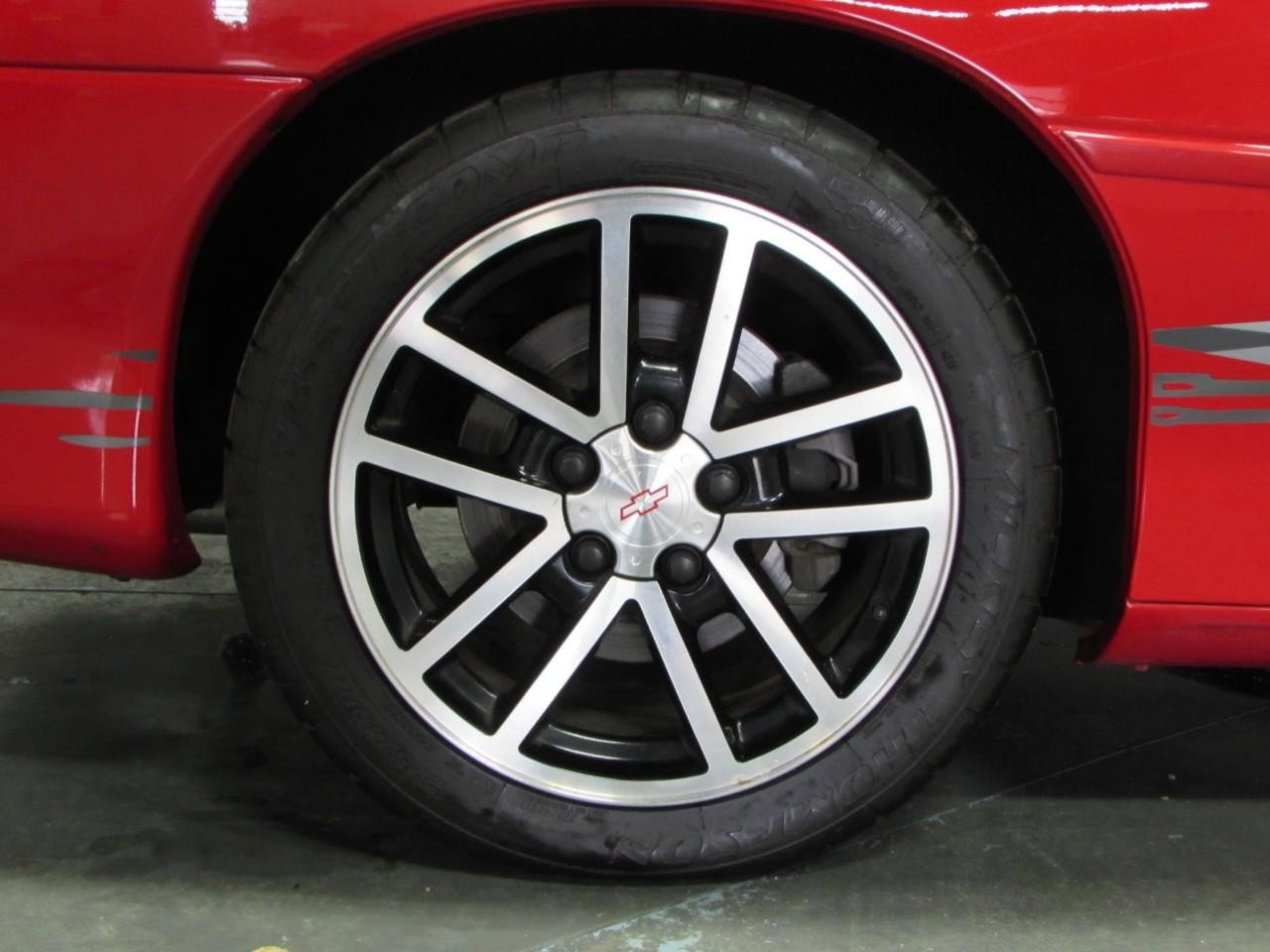 Used 2002 Chevrolet Camaro Z28 w/ SS Performance/Appearance Pkg image 9