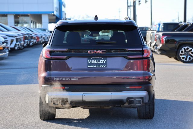 Used 2024 GMC Acadia Elevation image 29