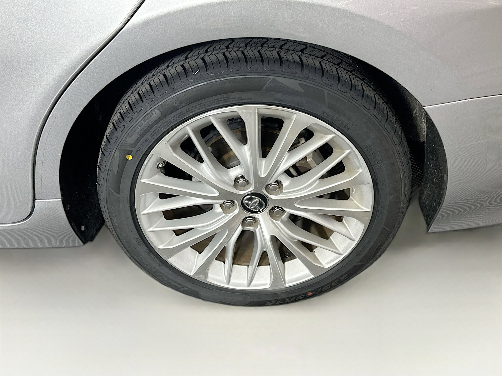 Used 2018 Toyota Camry XLE w/ Audio Package FWD image 11
