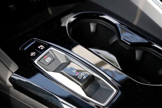 Used 2025 Audi Q5 Premium Plus w/ Premium Plus AWD/4WD image 27