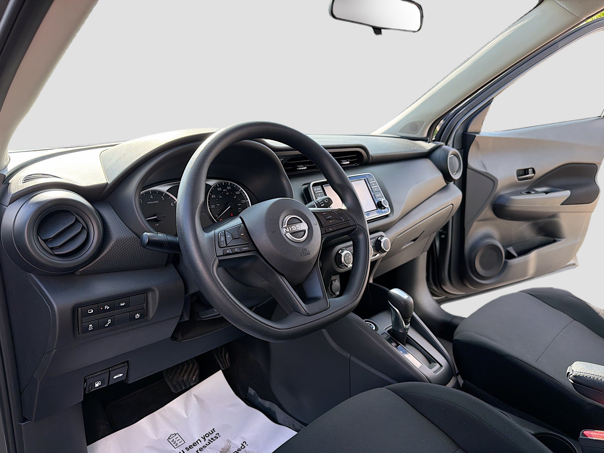 Used 2023 Nissan Kicks S FWD image 4