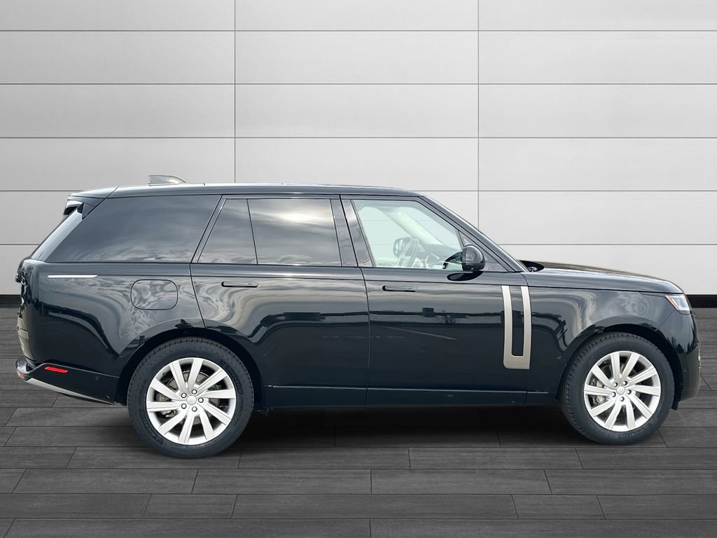 Used 2023 Land Rover Range Rover SE AWD/4WD image 6