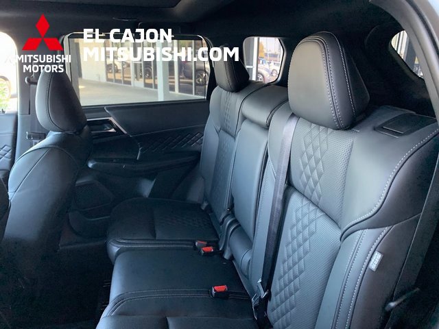 New 2025 Mitsubishi Outlander SEL Black Edition image 15