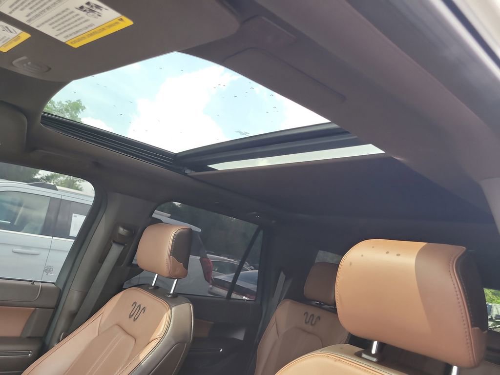 Used 2024 Ford Expedition Max King Ranch image 22