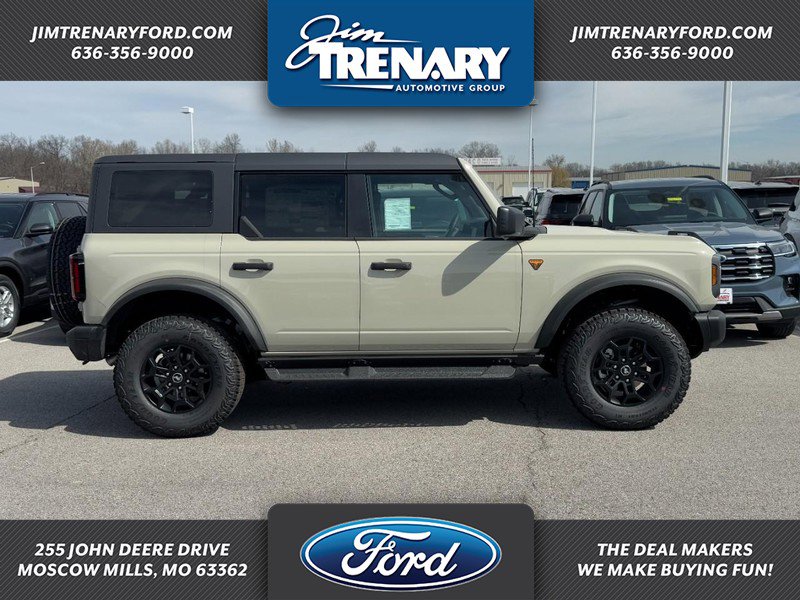 New 2026 Ford Bronco Badlands AWD/4WD image 1