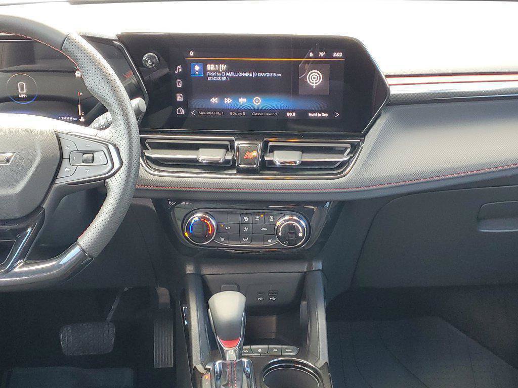 Used 2024 Chevrolet TrailBlazer RS AWD/4WD image 24