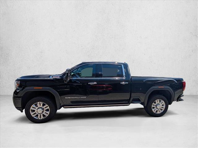 Used 2023 GMC Sierra 2500 Denali w/ Denali Black Diamond Edition AWD/4WD image 8