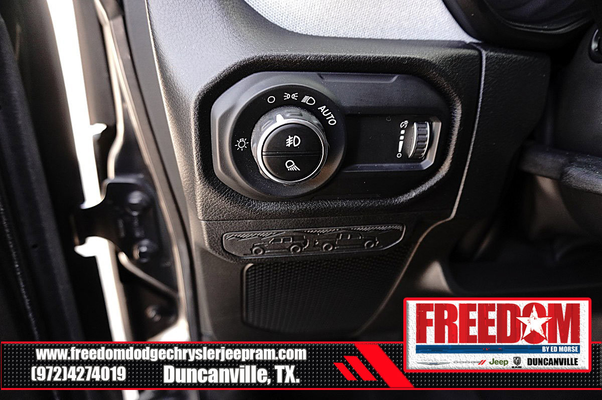 Used 2024 Jeep Gladiator Sport AWD/4WD image 26