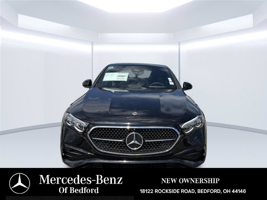New 2026 Mercedes-Benz E 350 4MATIC Sedan image 2