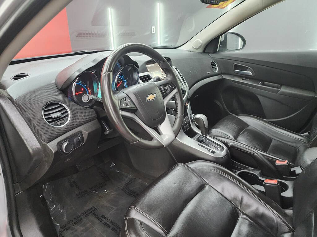 Used 2015 Chevrolet Cruze LTZ image 12
