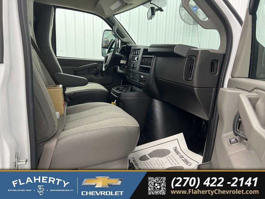 New 2026 Chevrolet Express 3500 w/ Power Convenience Package RWD image 11