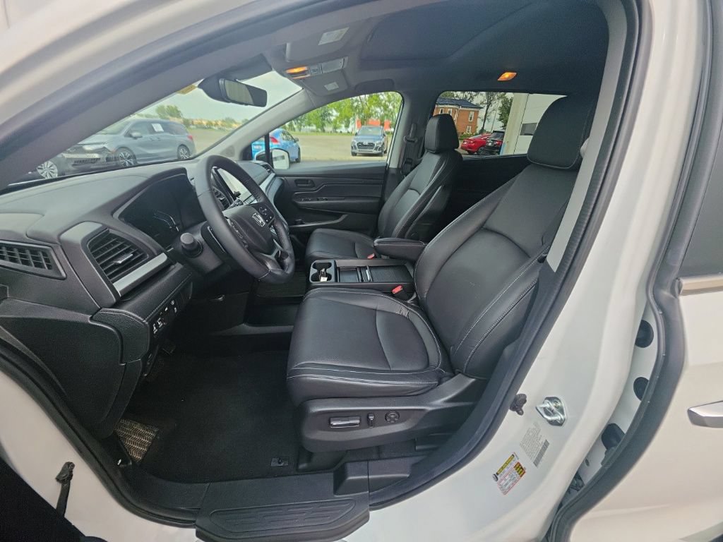 Certified 2024 Honda Odyssey EX-L image 12