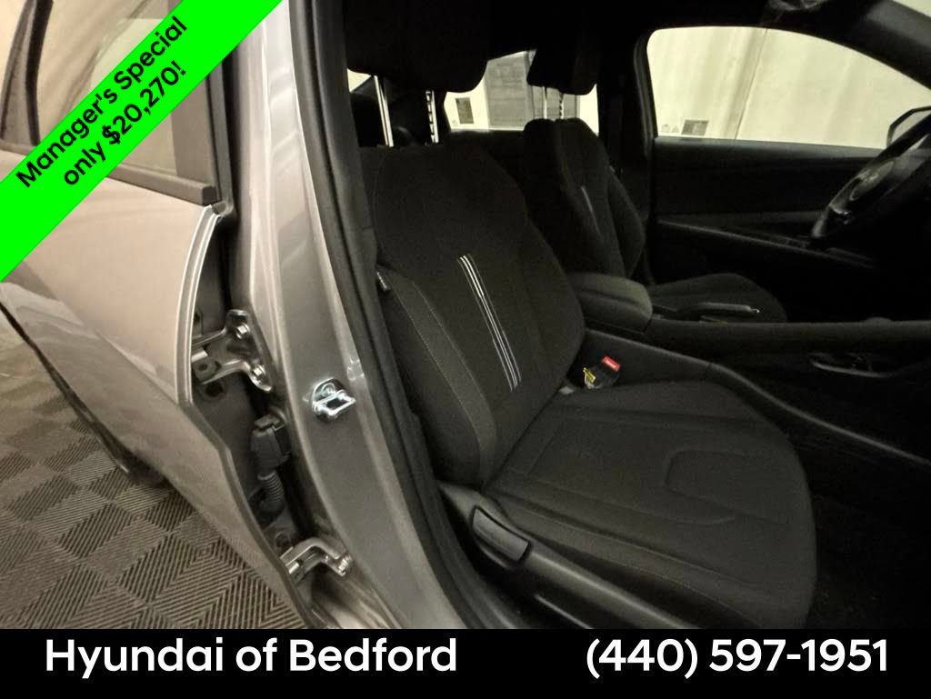Certified 2026 Hyundai Elantra Sport FWD image 18