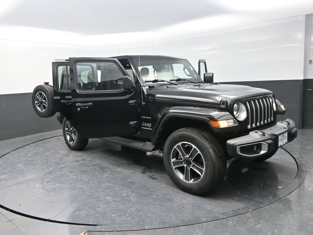 Used 2023 Jeep Wrangler Sahara w/ Cold Weather Group image 31