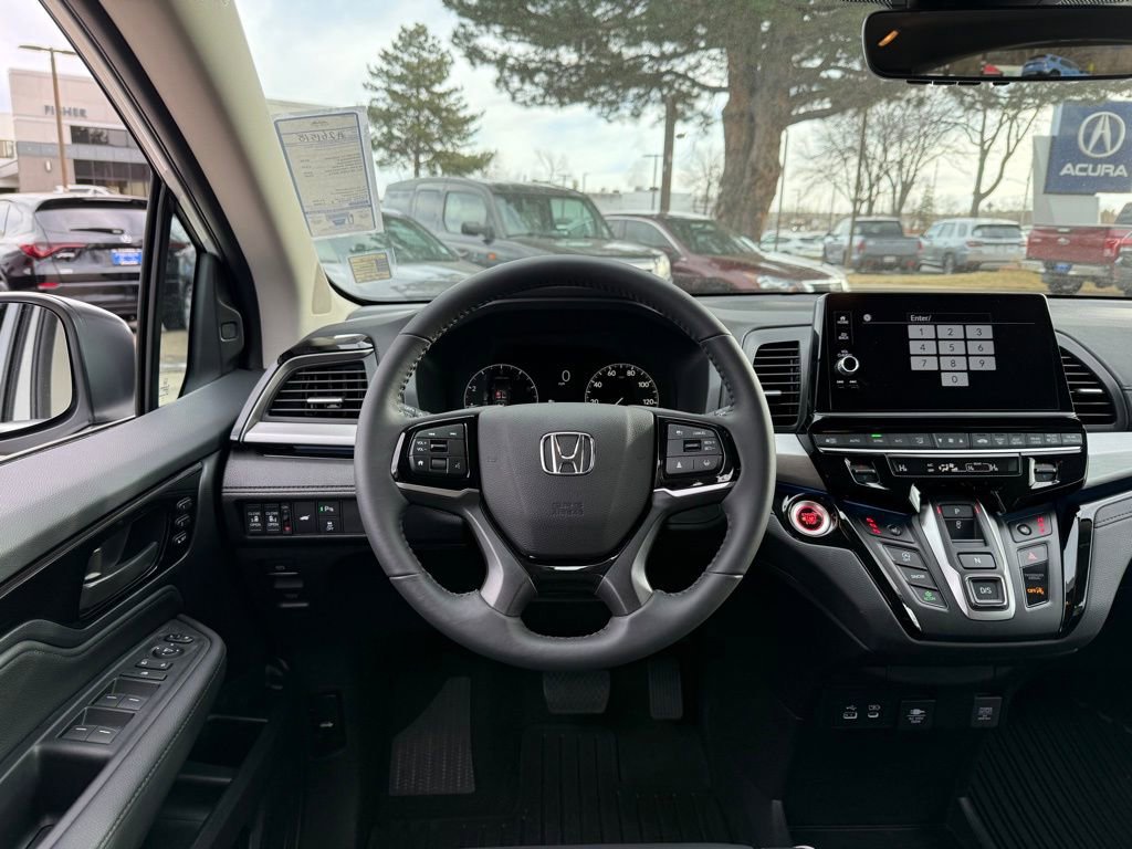 Certified 2026 Honda Odyssey Touring image 3