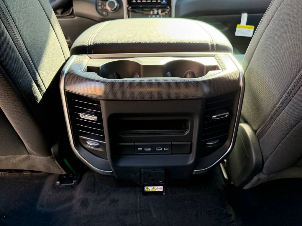 New 2026 RAM 1500 Big Horn AWD/4WD image 25