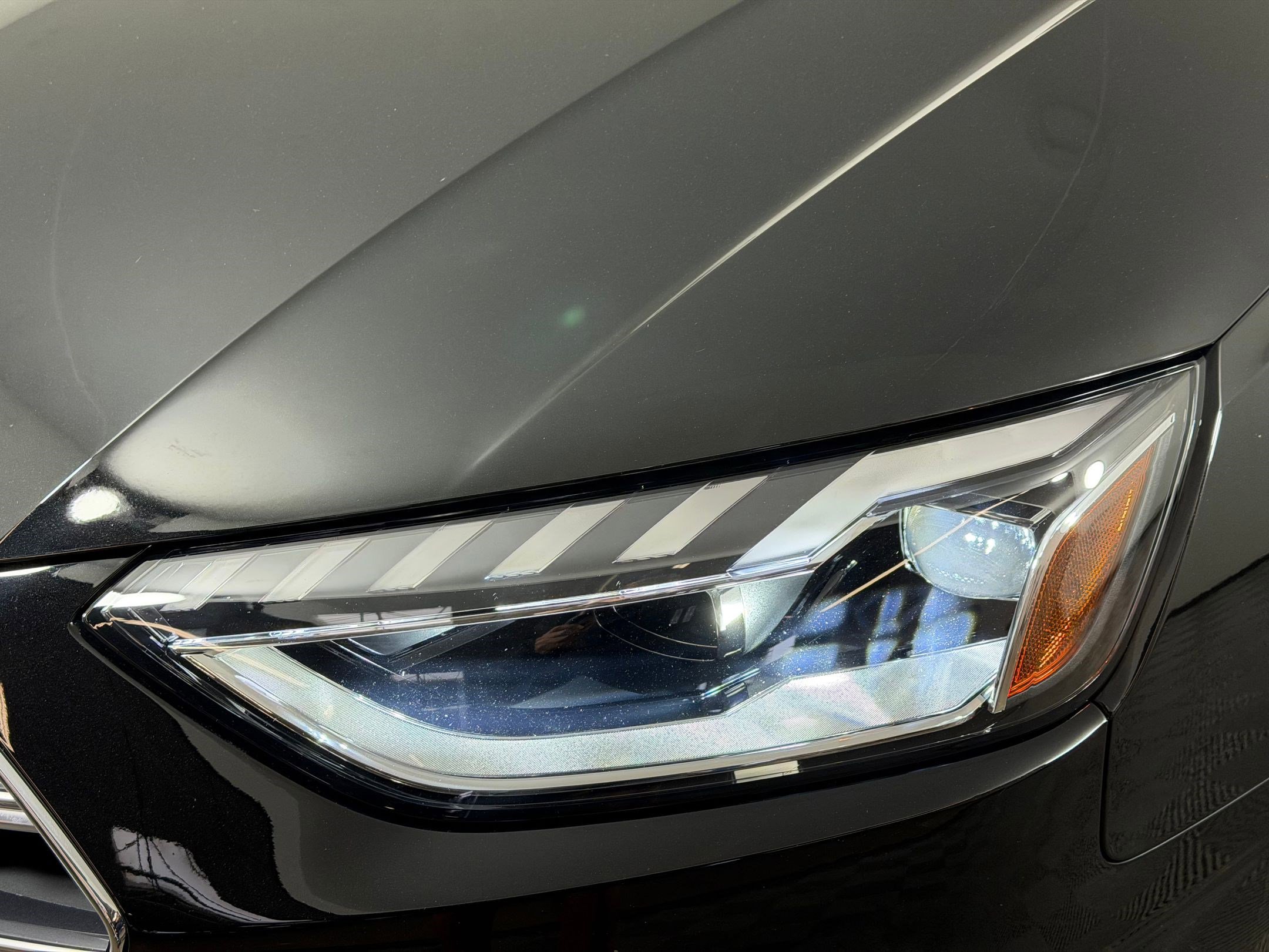 Used 2025 Audi A4 2.0T Premium w/ Convenience Package image 11