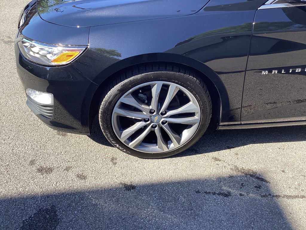 Used 2023 Chevrolet Malibu LT FWD image 25