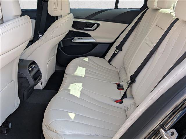 New 2026 Mercedes-Benz E 350 4MATIC Sedan image 18