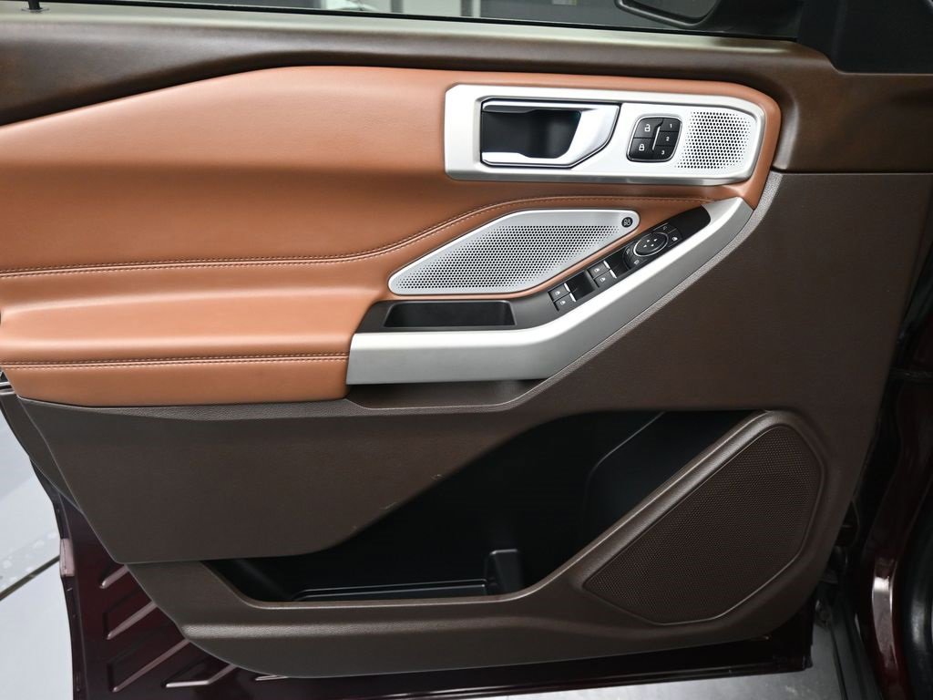 Used 2022 Ford Explorer King Ranch w/ Class IV Trailer Tow Package image 24