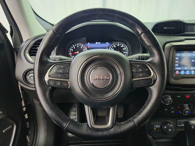 Used 2020 Jeep Renegade Limited w/ LED Lighting Group AWD/4WD image 12