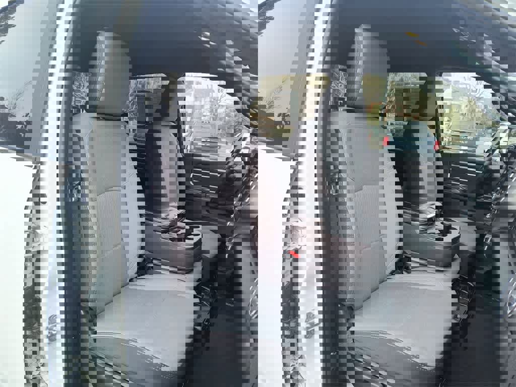 Used 2024 RAM 2500 Big Horn image 23