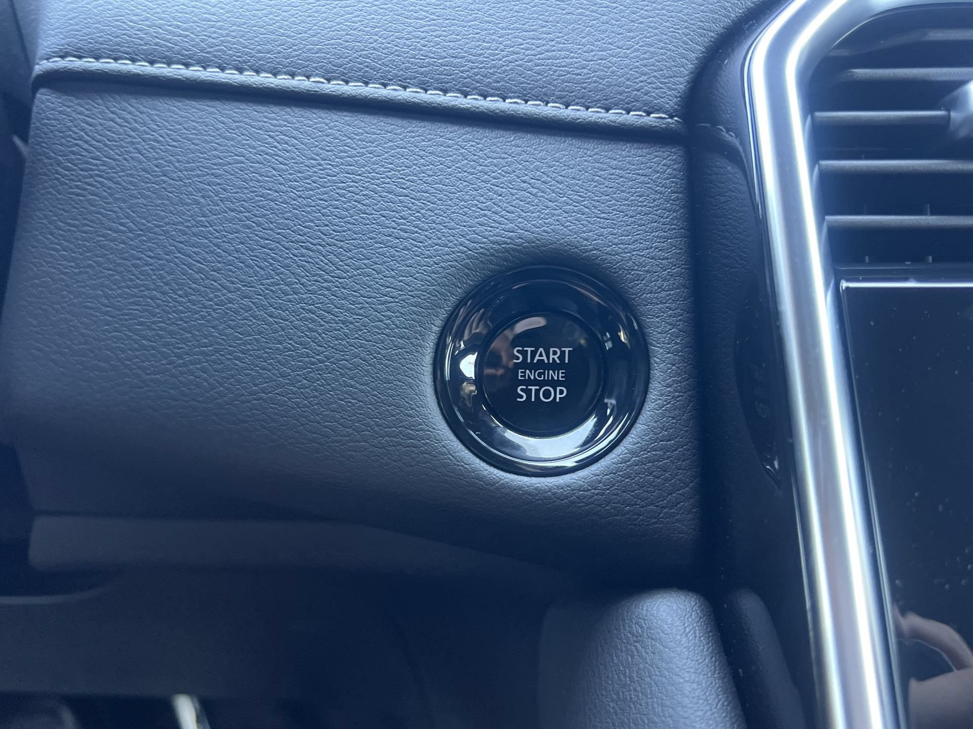 New 2026 Nissan Armada Platinum AWD/4WD image 6