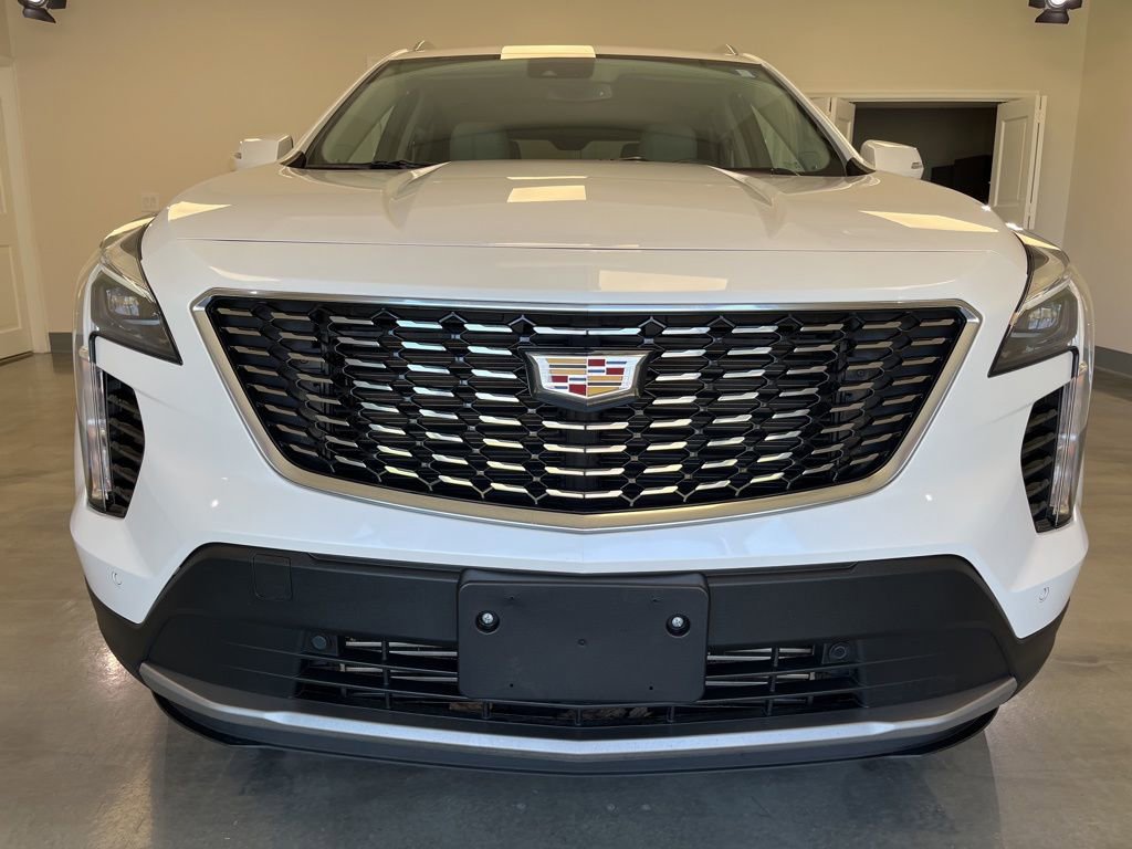 Certified 2023 Cadillac XT4 Premium Luxury image 5