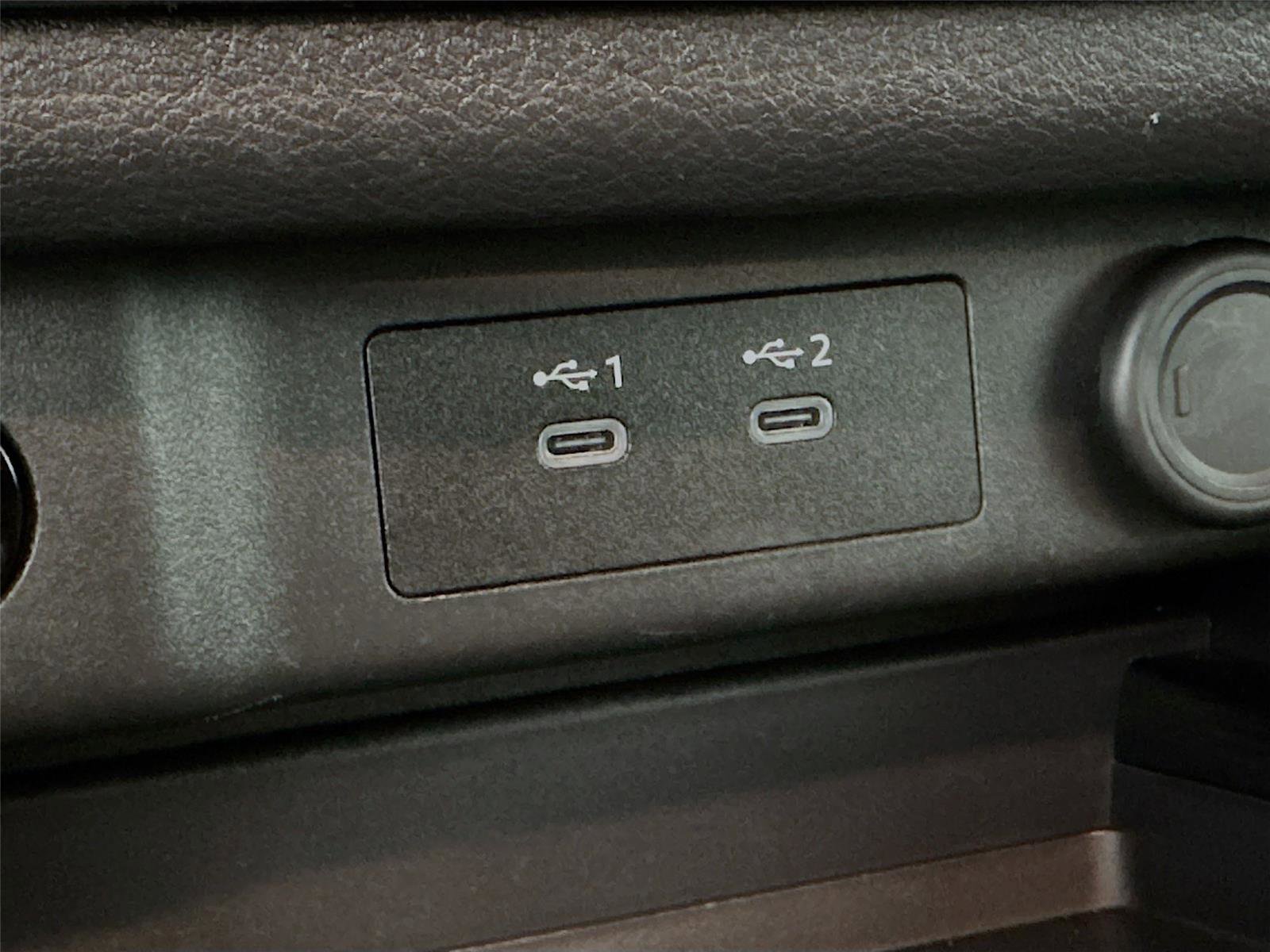 Used 2024 Nissan Rogue SV image 30