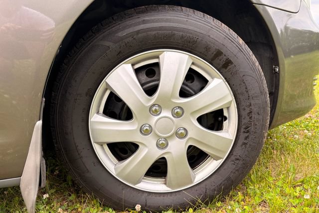 Used 2006 Toyota Camry LE FWD image 16