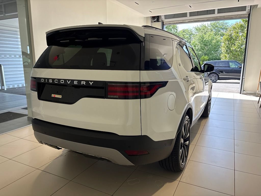New 2026 Land Rover Discovery S AWD/4WD image 5