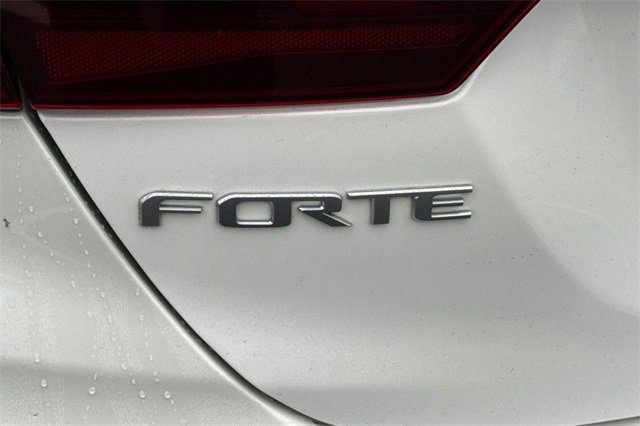 Certified 2024 Kia Forte LXS image 33