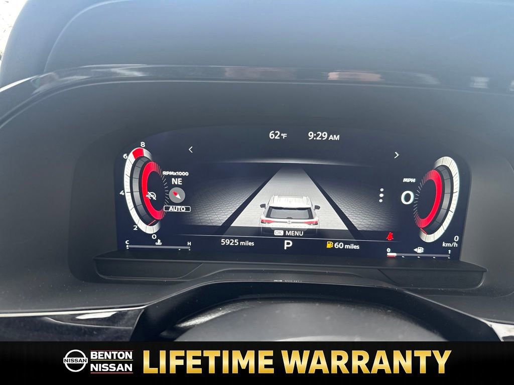 Used 2025 Nissan Pathfinder Platinum w/ Cargo Package image 14