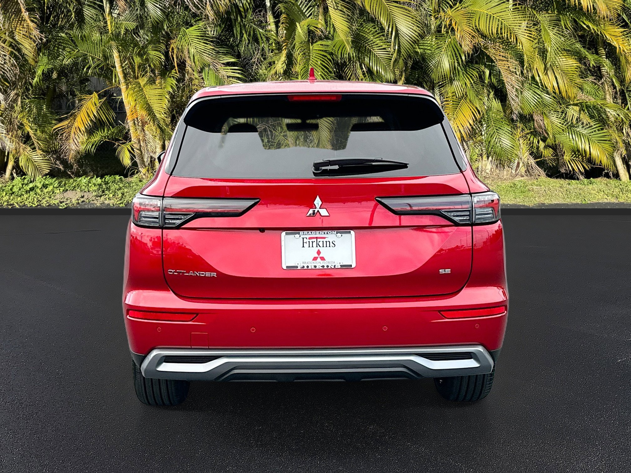 New 2026 Mitsubishi Outlander SE image 4