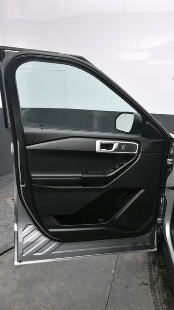 Used 2021 Ford Explorer 4WD image 18