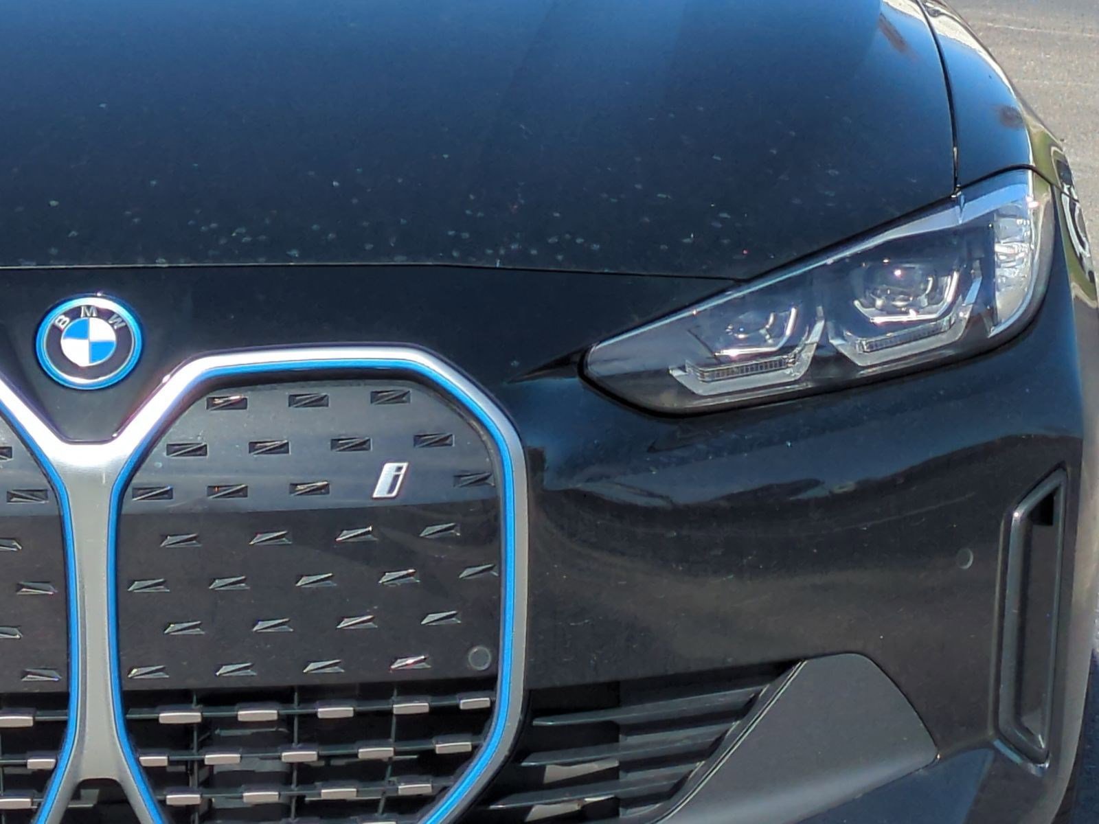 Used 2023 BMW i4 eDrive35 w/ Premium Package image 6