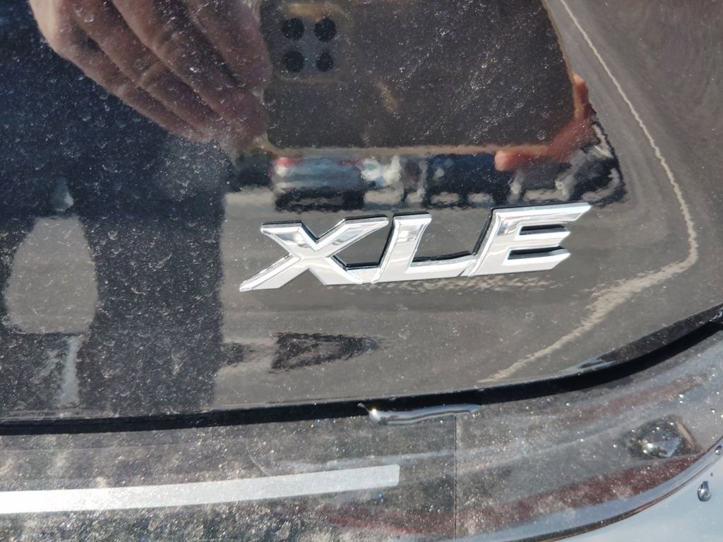 New 2026 Toyota Camry XLE AWD/4WD image 10