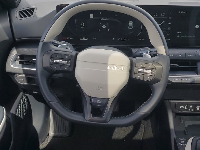Certified 2025 Kia K4 GT-Line w/ GT-Line Premium Package FWD image 12