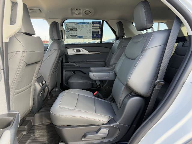 New 2026 Ford Explorer Active w/ Active Comfort Package image 26