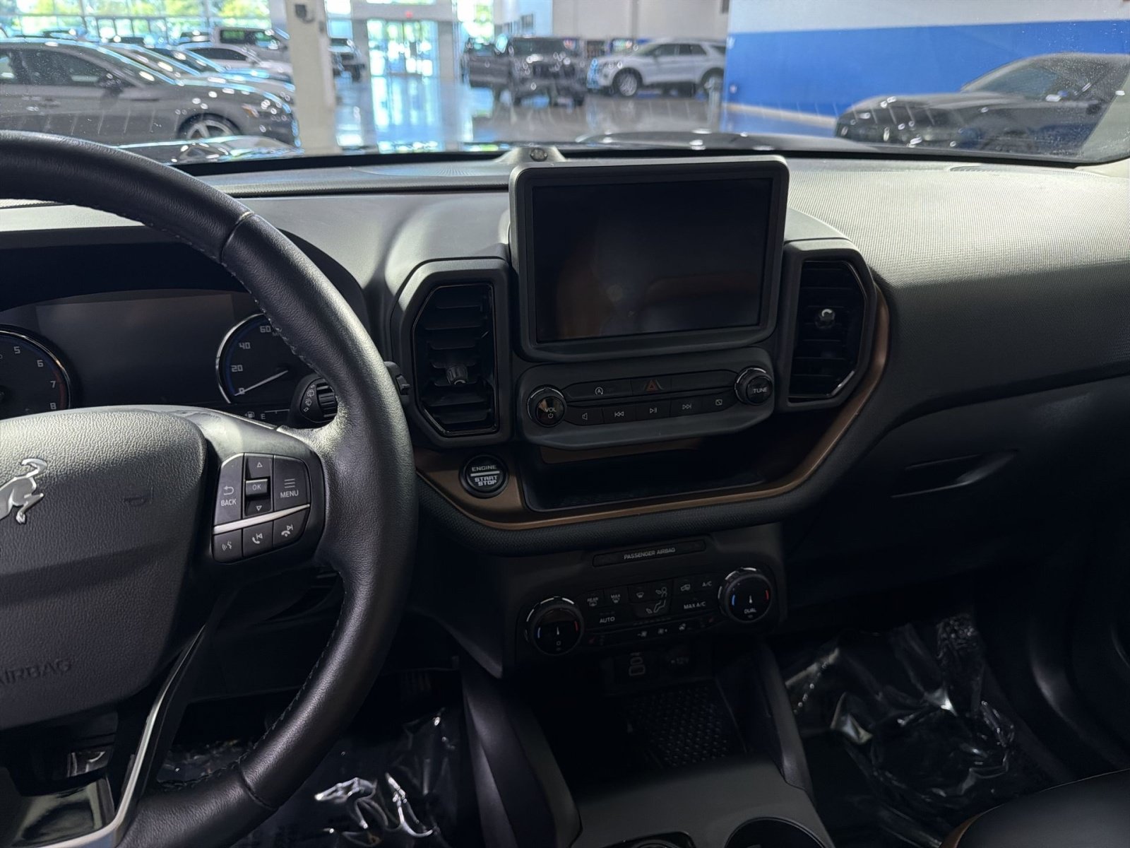 Used 2023 Ford Bronco Sport Outer Banks w/ Tech Package AWD/4WD image 19