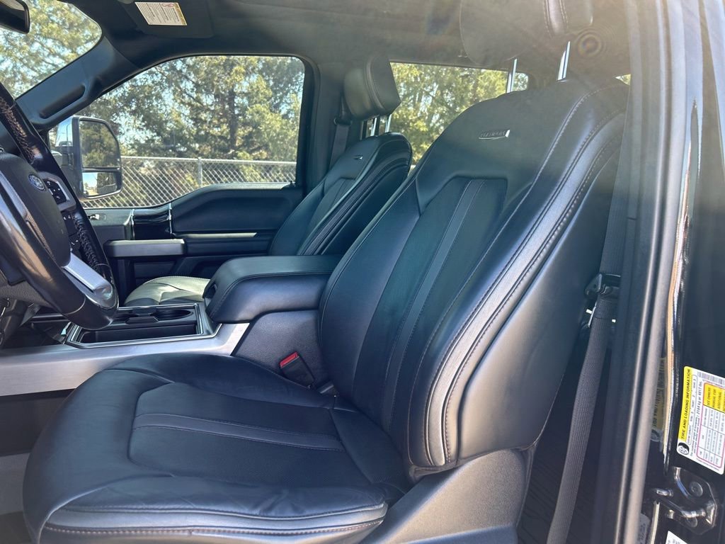 Used 2022 Ford F450 Platinum w/ FX4 Off-Road Package image 15