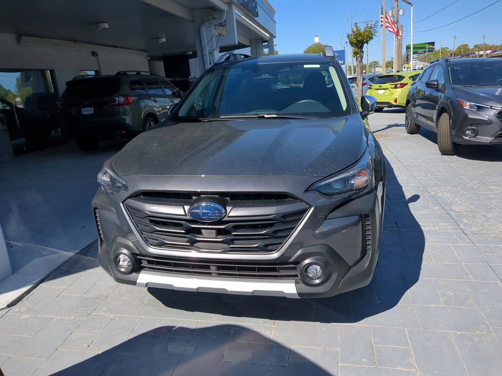 Used 2025 Subaru Outback Touring XT image 2