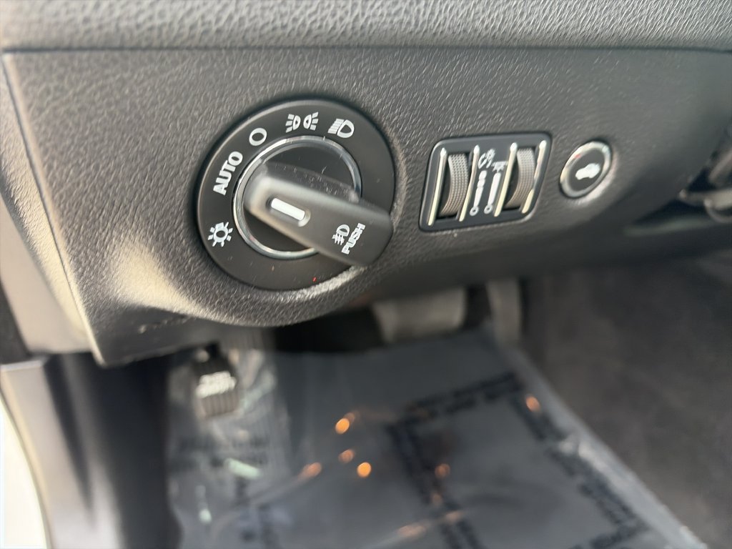Used 2023 Chrysler 300 S RWD image 19