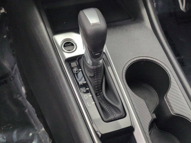 Used 2025 Nissan Altima 2.5 SV FWD image 19