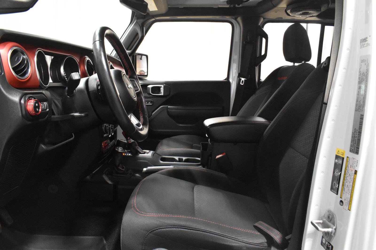 Used 2021 Jeep Gladiator Rubicon image 3