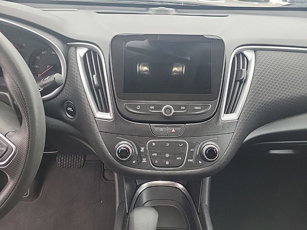 Used 2024 Chevrolet Malibu LT image 13