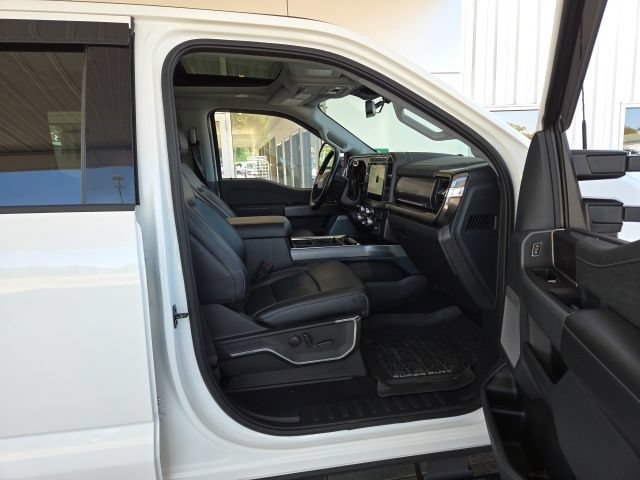 Used 2023 Ford F250 Lariat w/ Lariat Ultimate Package AWD/4WD image 61