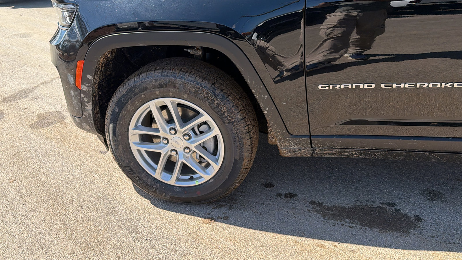 New 2026 Jeep Grand Cherokee Laredo X RWD image 12
