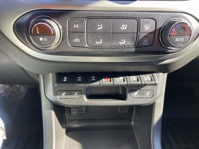 Used 2019 Chevrolet Colorado ZR2 image 33